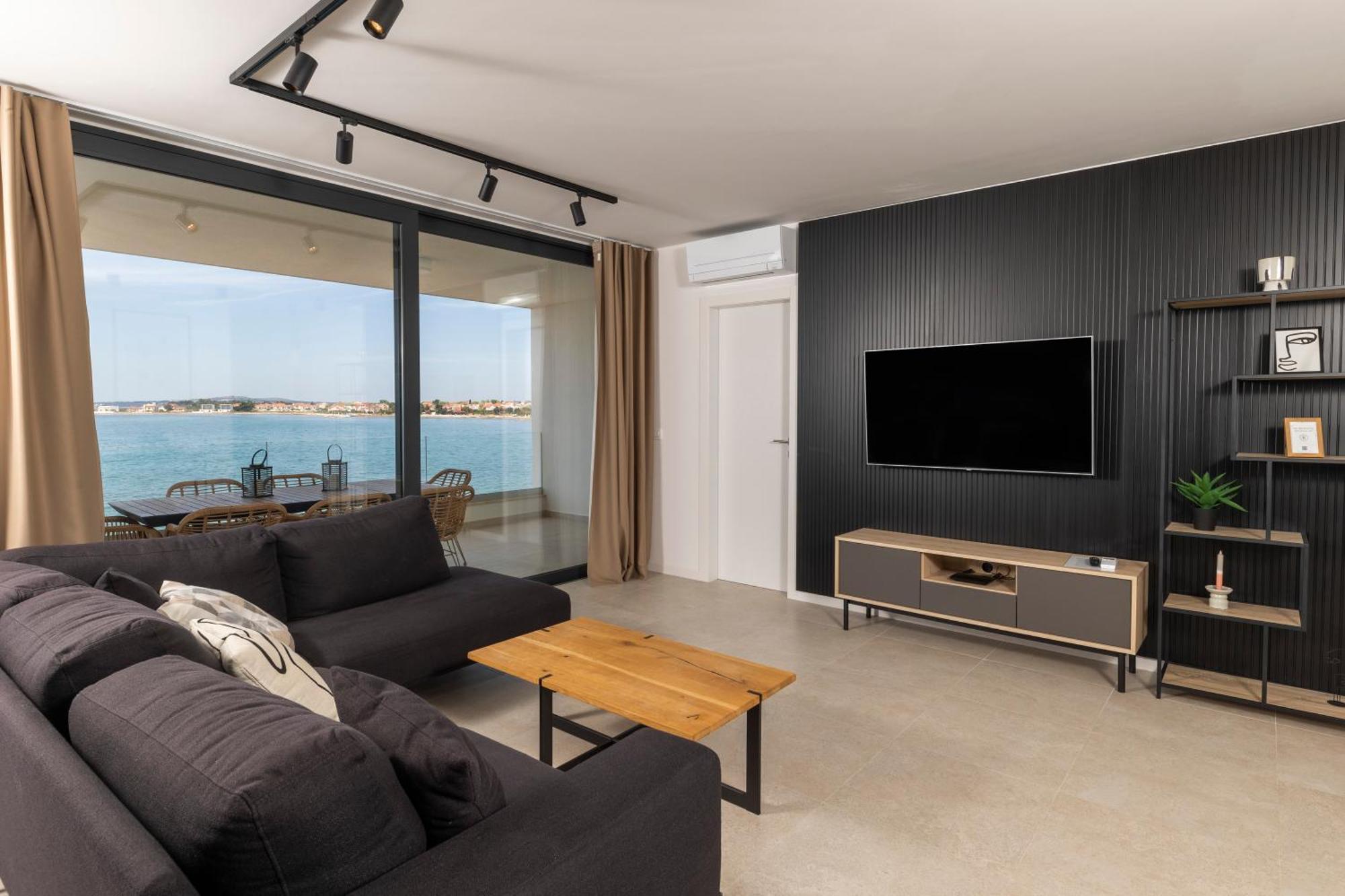 Aqua Blue By Belmont Realty Apartment Privlaka  Exterior photo