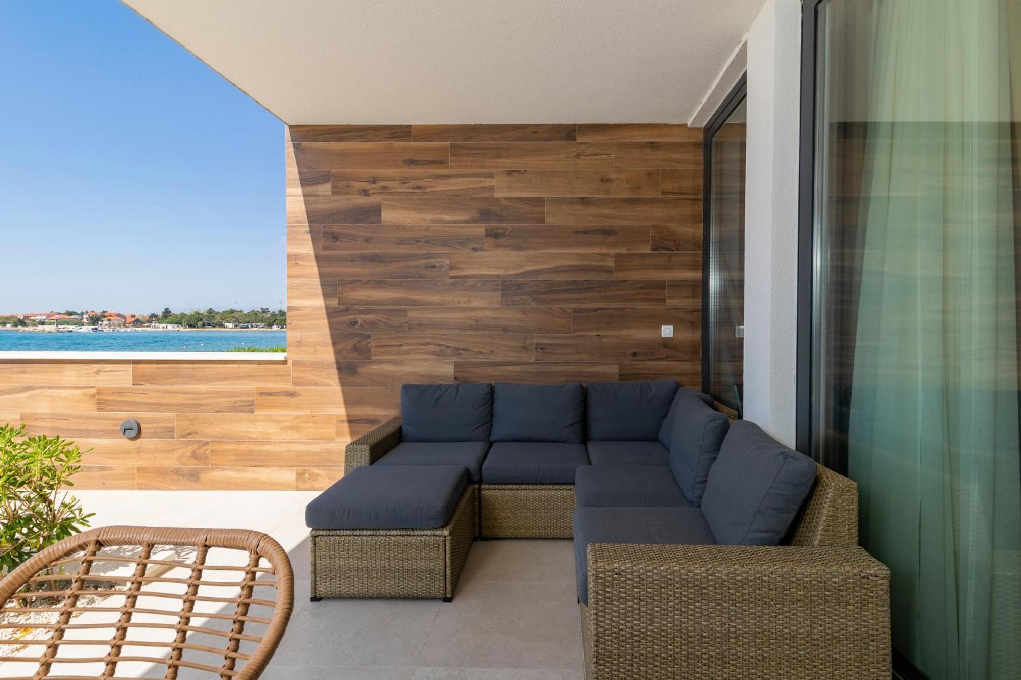 Aqua Blue By Belmont Realty Apartment Privlaka  Exterior photo