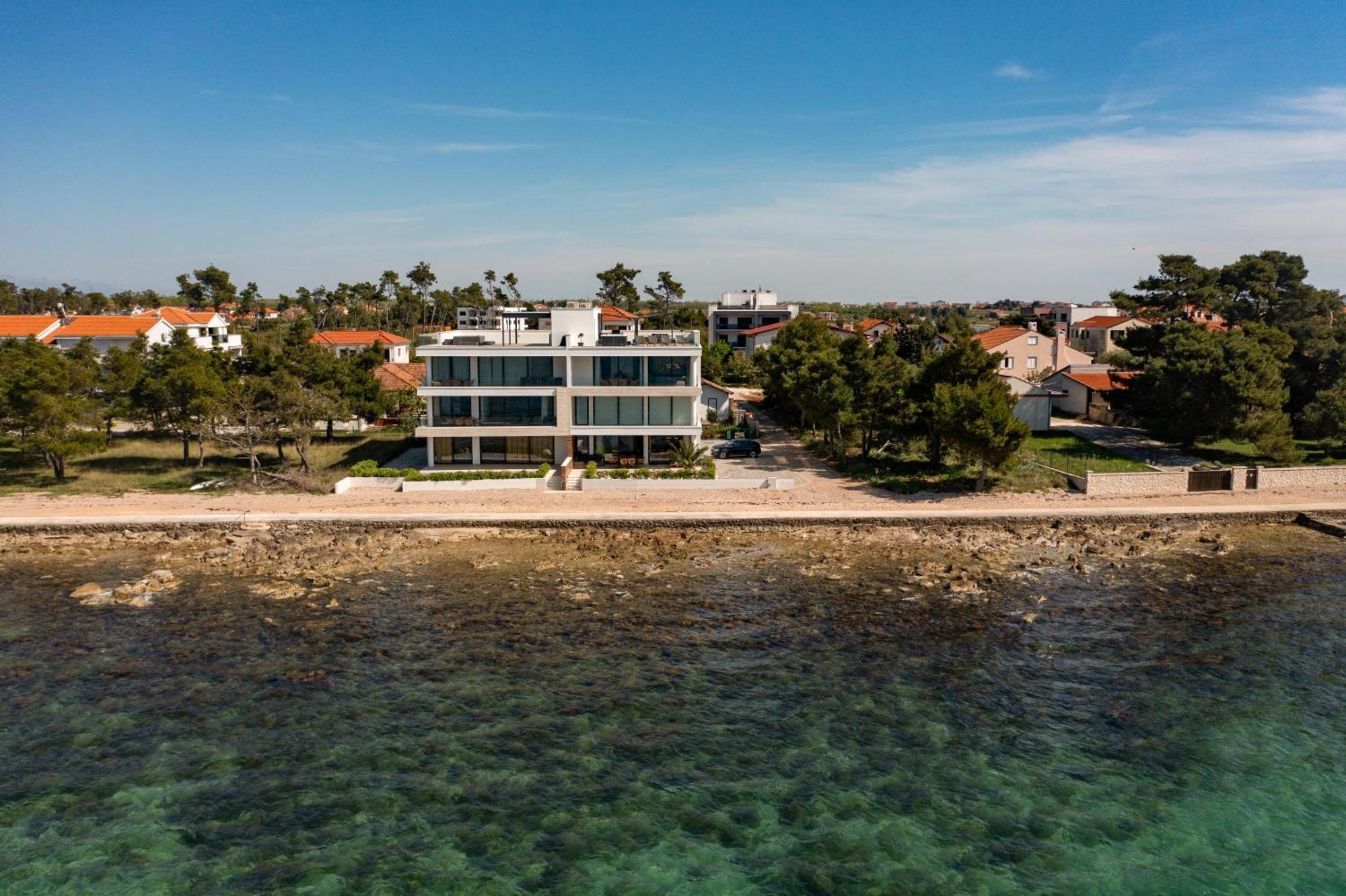 Aqua Blue By Belmont Realty Apartment Privlaka  Exterior photo